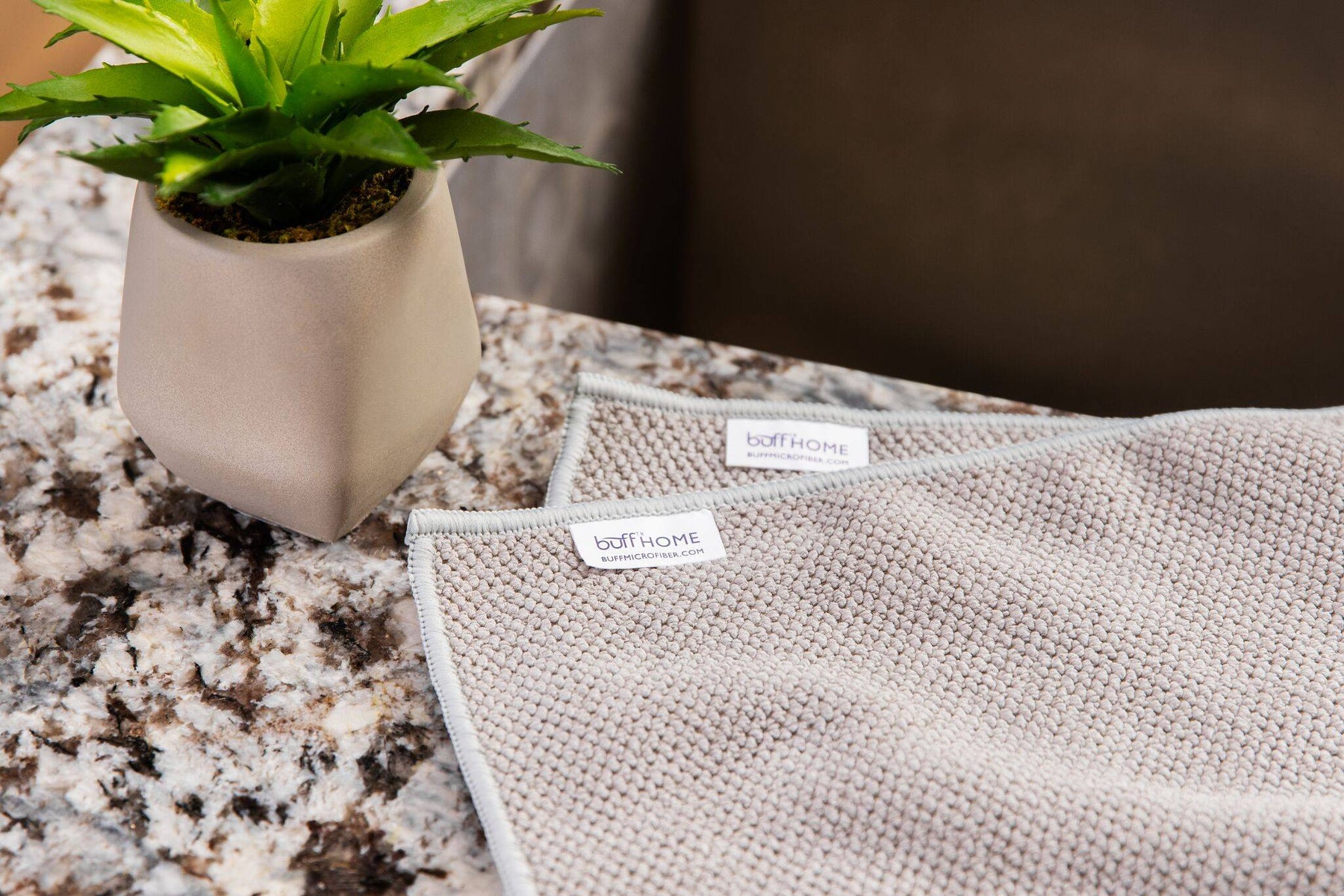 The Best Eco-Friendly Products to Use With Microfiber